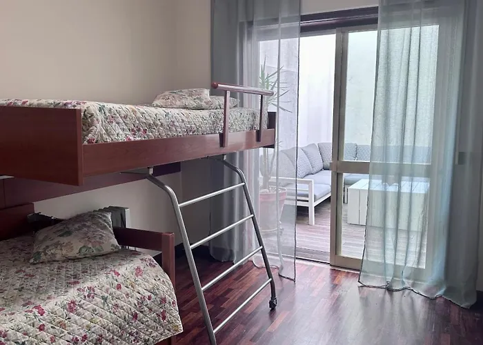 Castelo Do Relogio By Ferias Em Figueira *