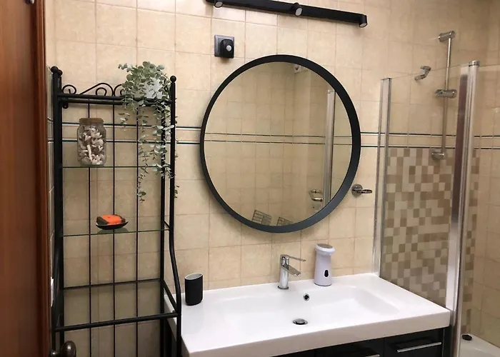 Castelo Do Relogio By Ferias Em Figueira *